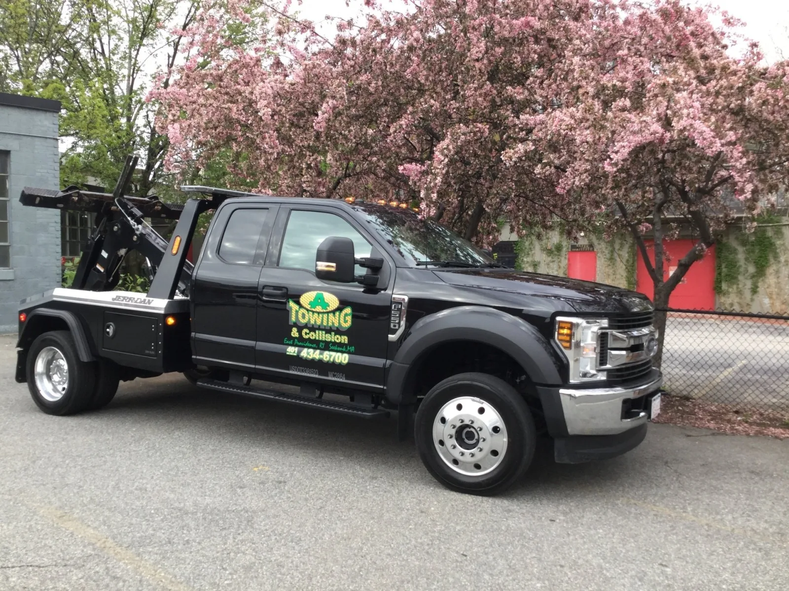 A Towing photo 11