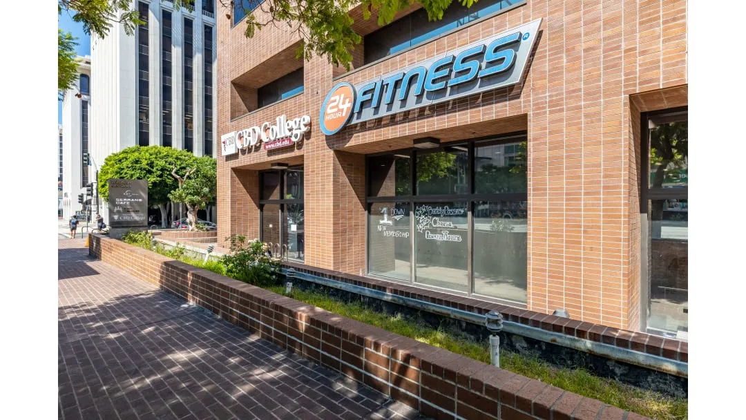 24 Hour Fitness photo 2