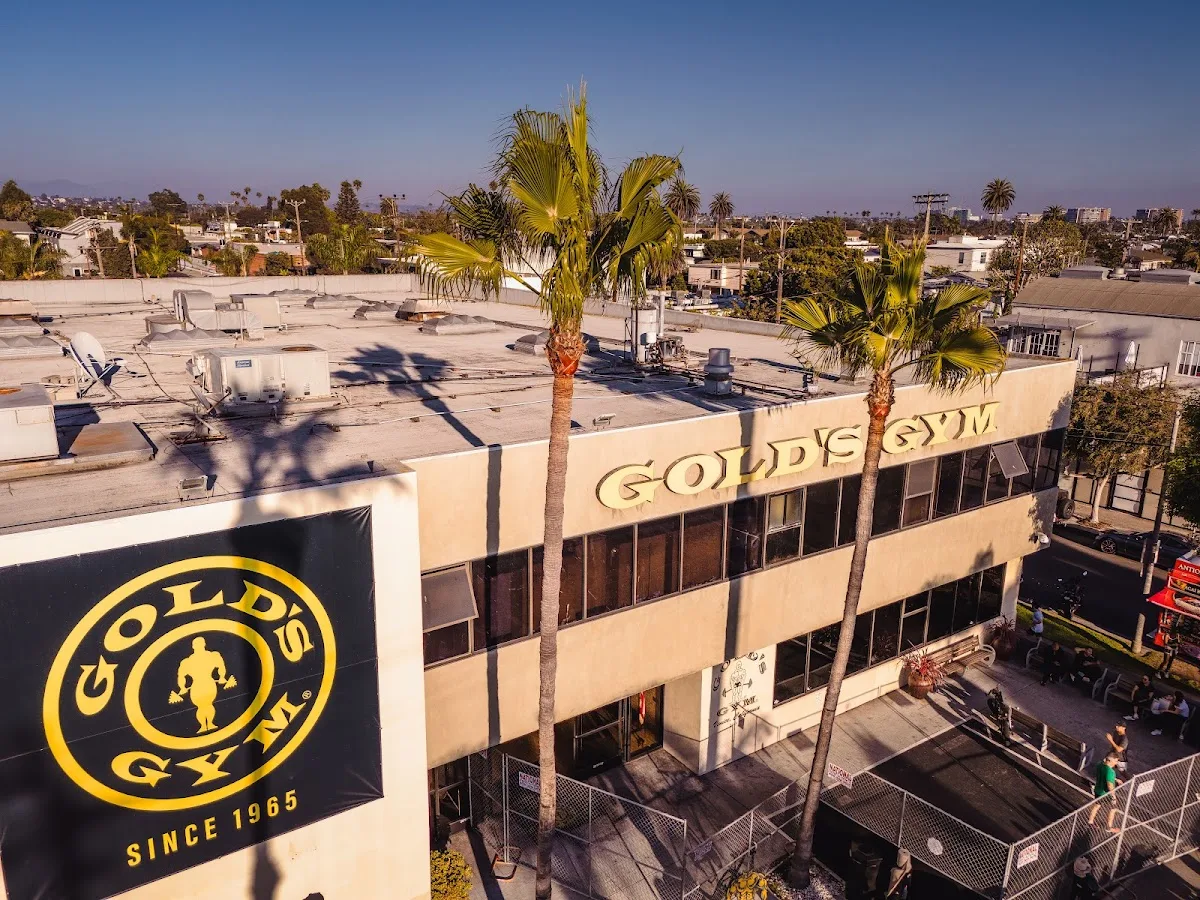 Gold's Gym Venice photo 2