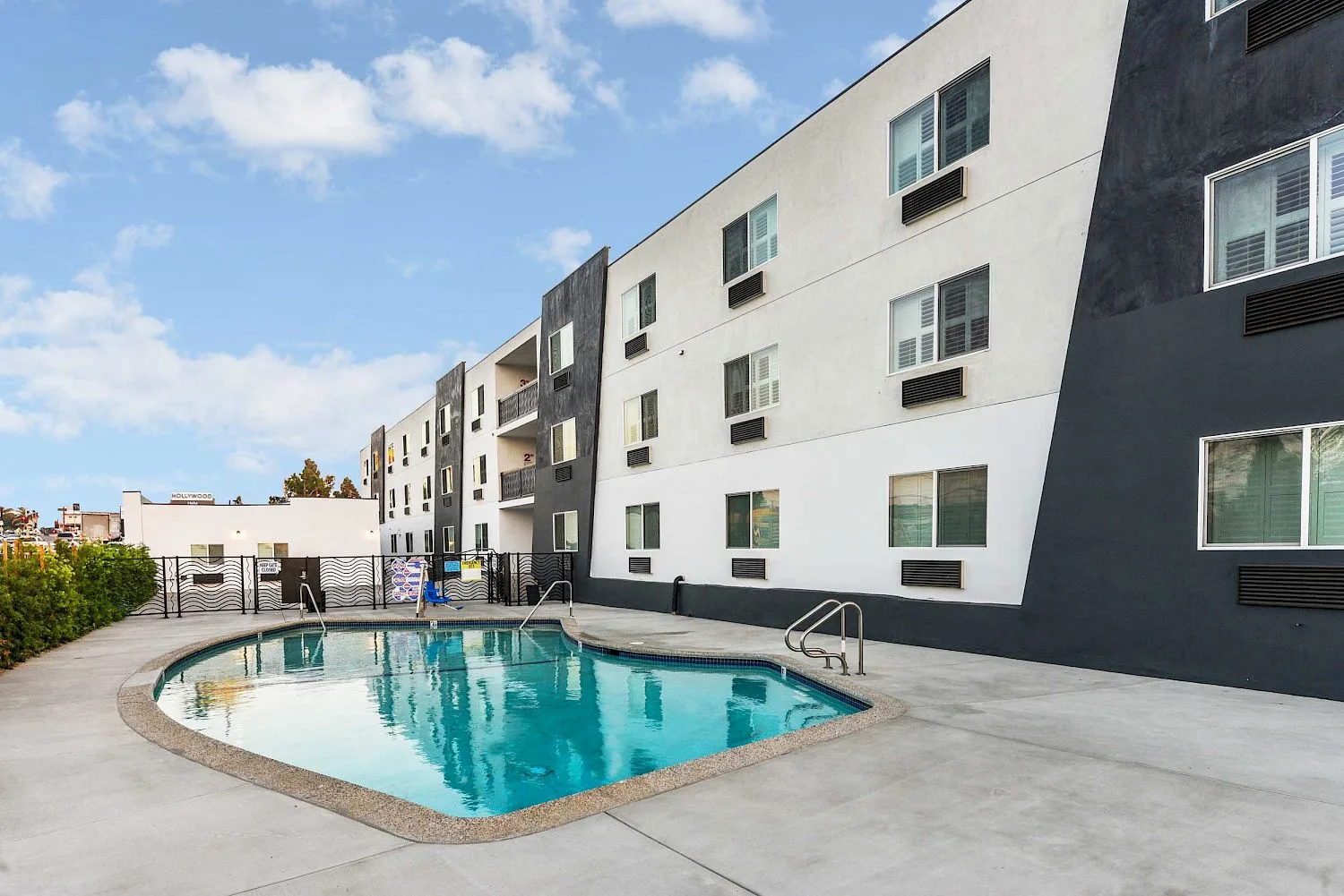 Hollywood Inn Suites Hotel photo 5