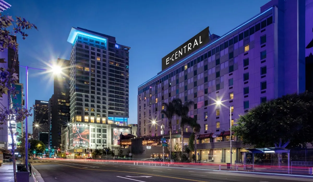E-Central Downtown Los Angeles Hotel photo 7