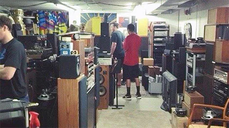 Stereo Discount photo 6