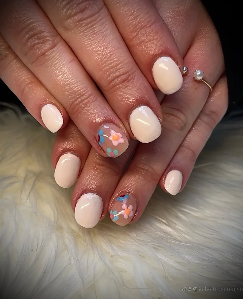Velvet Rose Nails RI photo 2