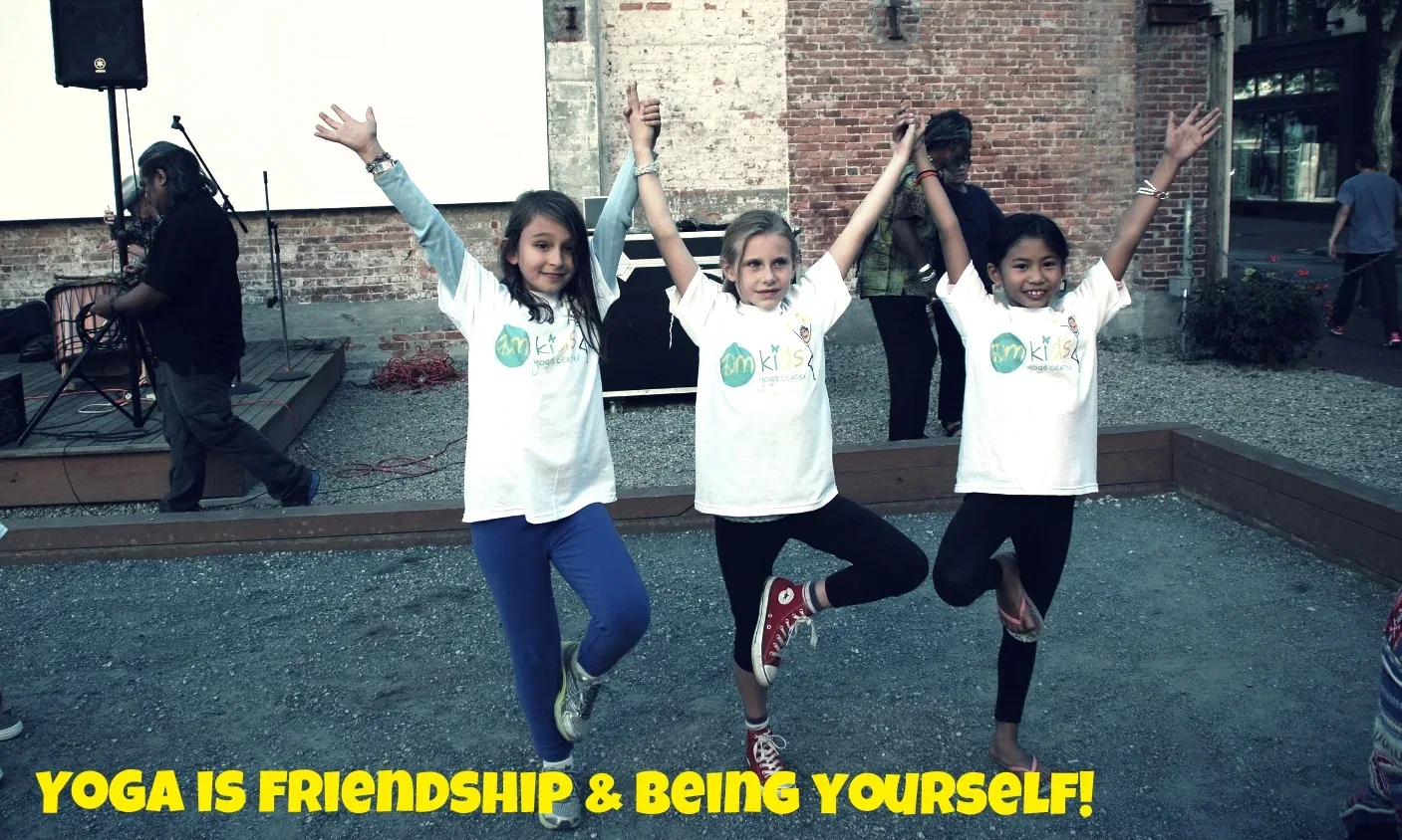 Om Kids Yoga RI photo 9