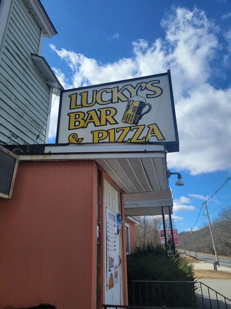 Lucky's Bar & Pizza photo 4