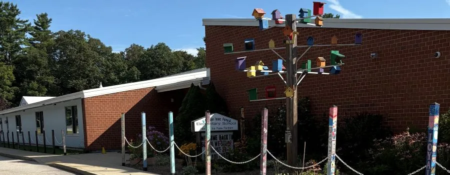 Captain Isaac Paine Elementary School photo 3
