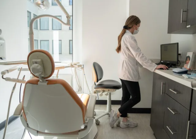 Downtown Dental - Loop photo 2
