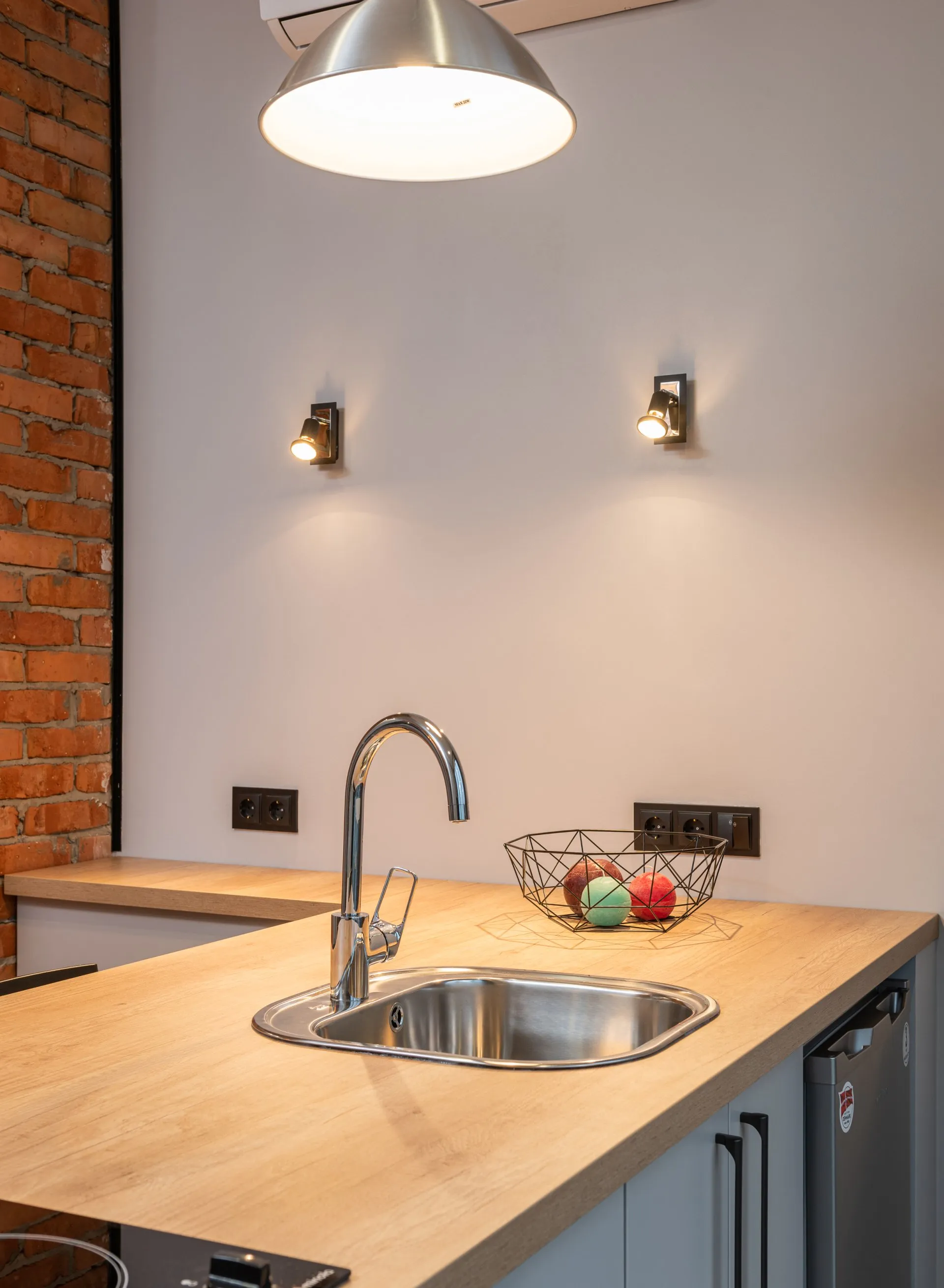 Loboz Electrical photo 4