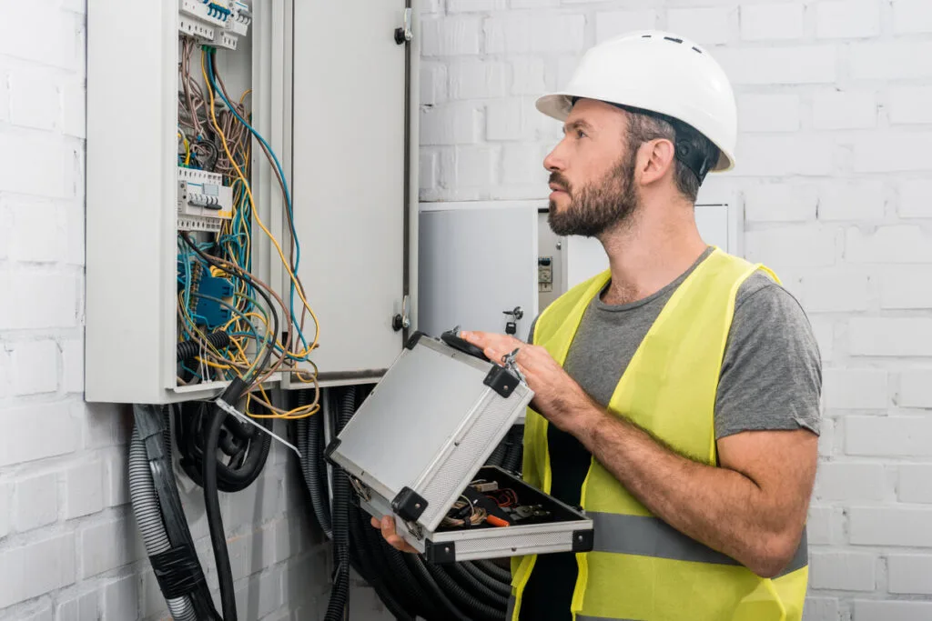 Current Electrical Contractors photo 3