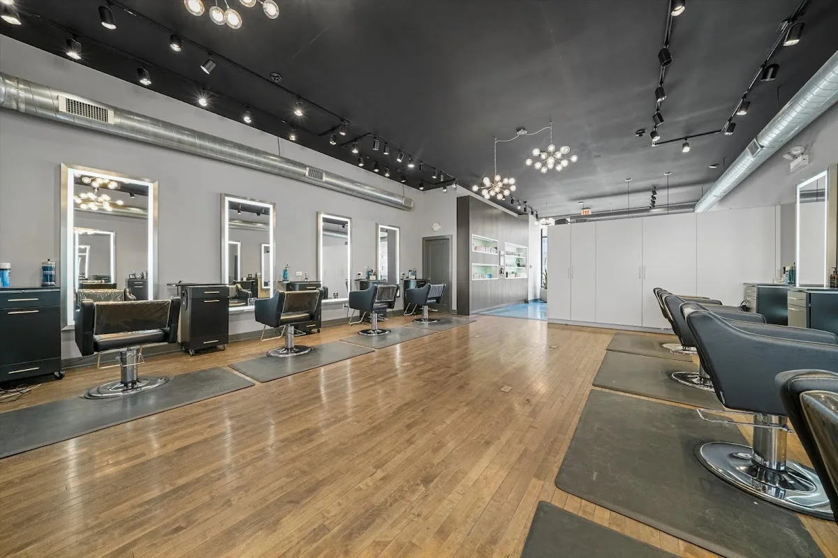 BANG! Salon photo 2