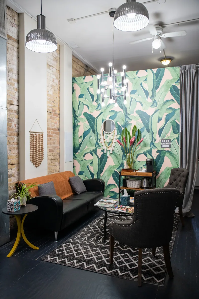 Chicago Avenue Salon photo 11