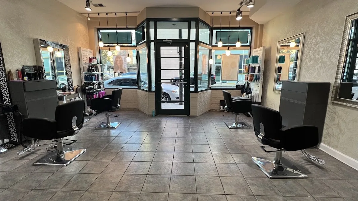 Saraya Salon photo 9